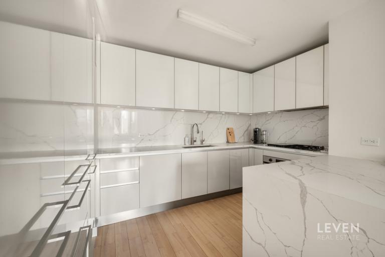 322 West 57th Street 43K Clinton New York NY 10019
