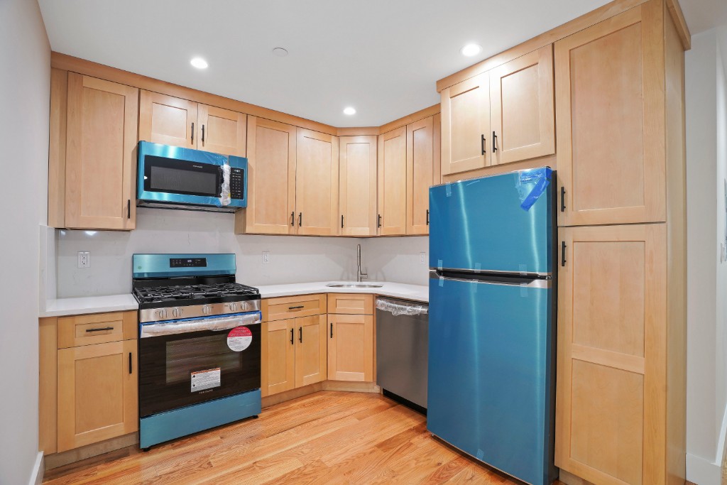 60-14 Menahan Street Ridgewood Queens NY 11385