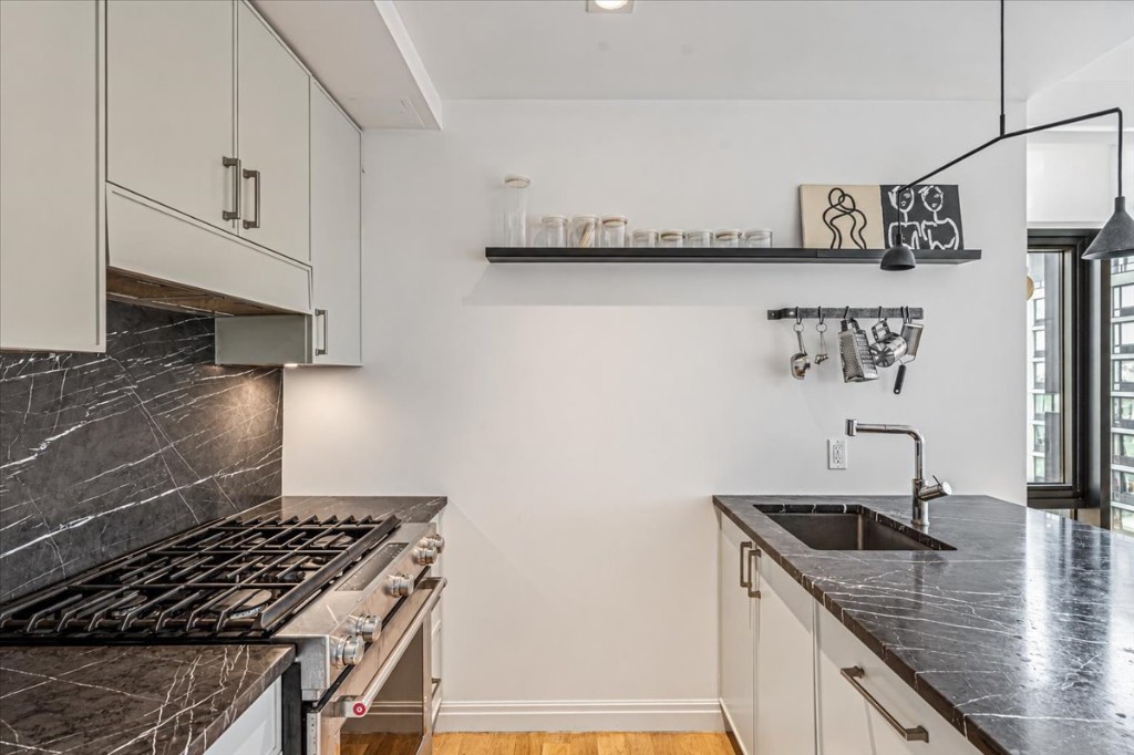 554 4th Avenue 7B Gowanus Brooklyn NY 11215