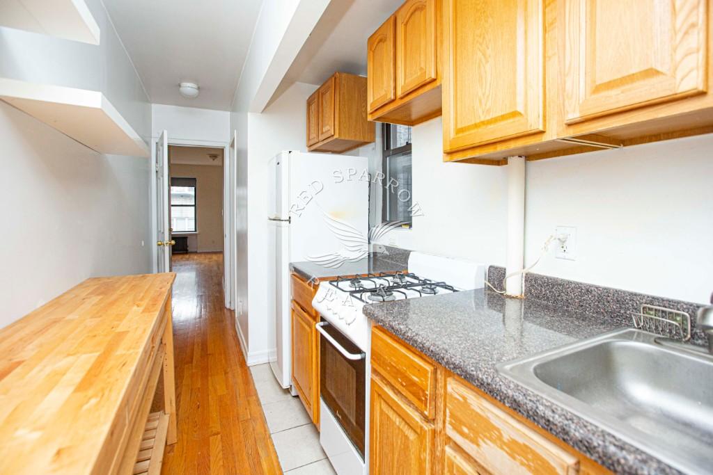 420 East 83rd Street 5E Upper East Side New York NY 10028