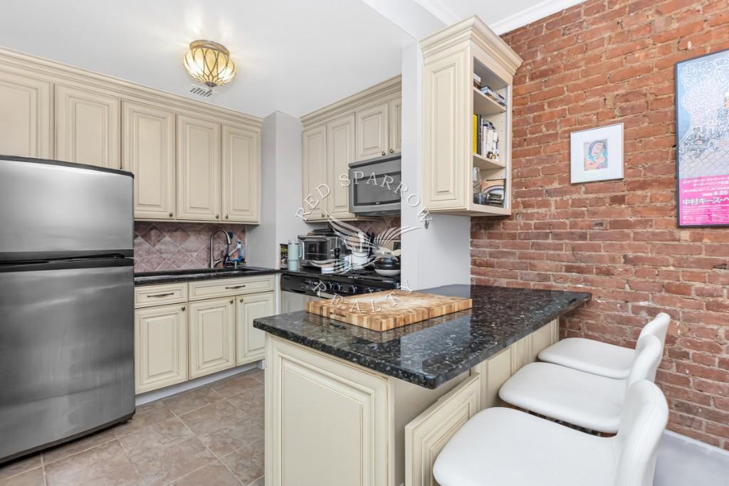 348 East 89th Street 6 Upper East Side New York NY 10128