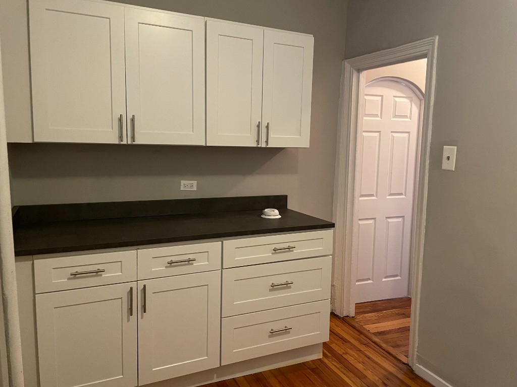 233 East 4th St #3D, NEW YORK, NY 10009 | 8000