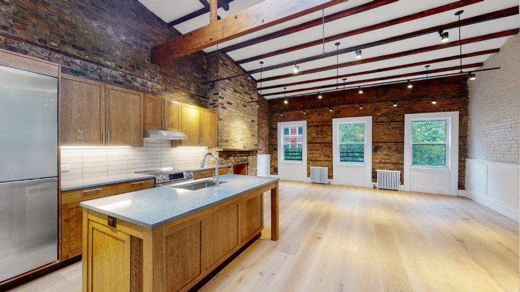 311 West 17th Street 3A Chelsea New York NY 10011