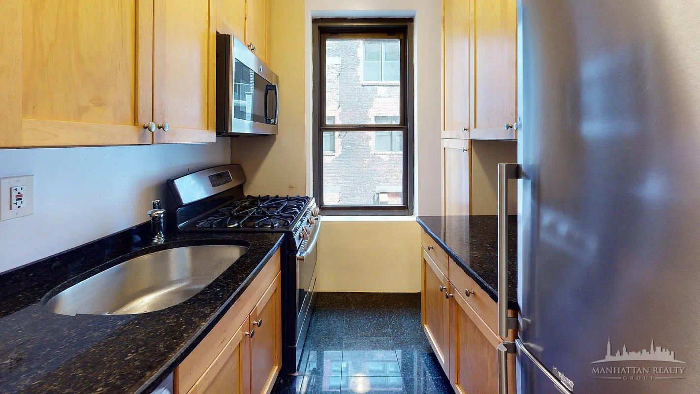 141 East 56th Street 3C Turtle Bay New York NY 10022