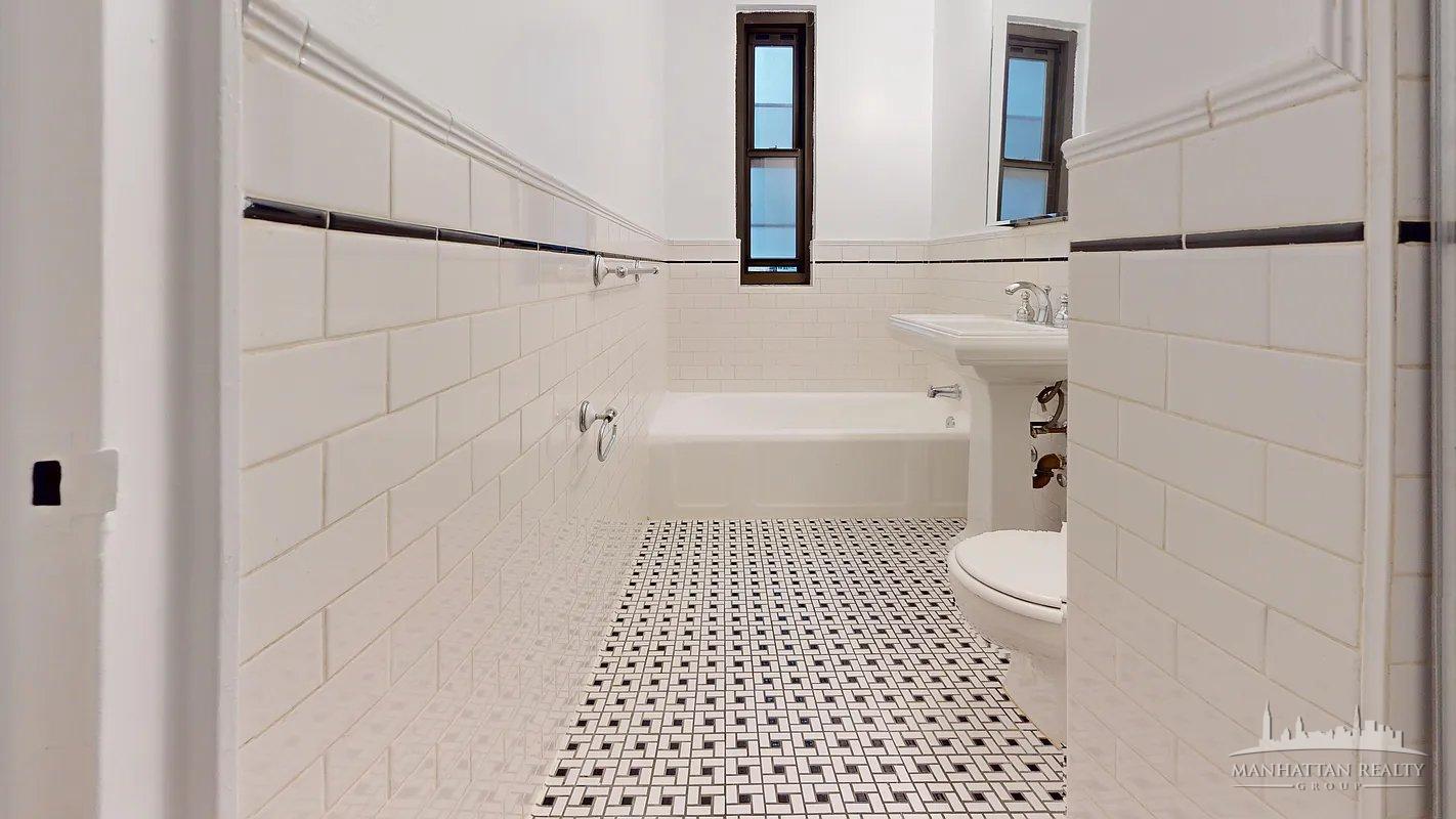 141 East 56th Street 4C Turtle Bay New York NY 10022