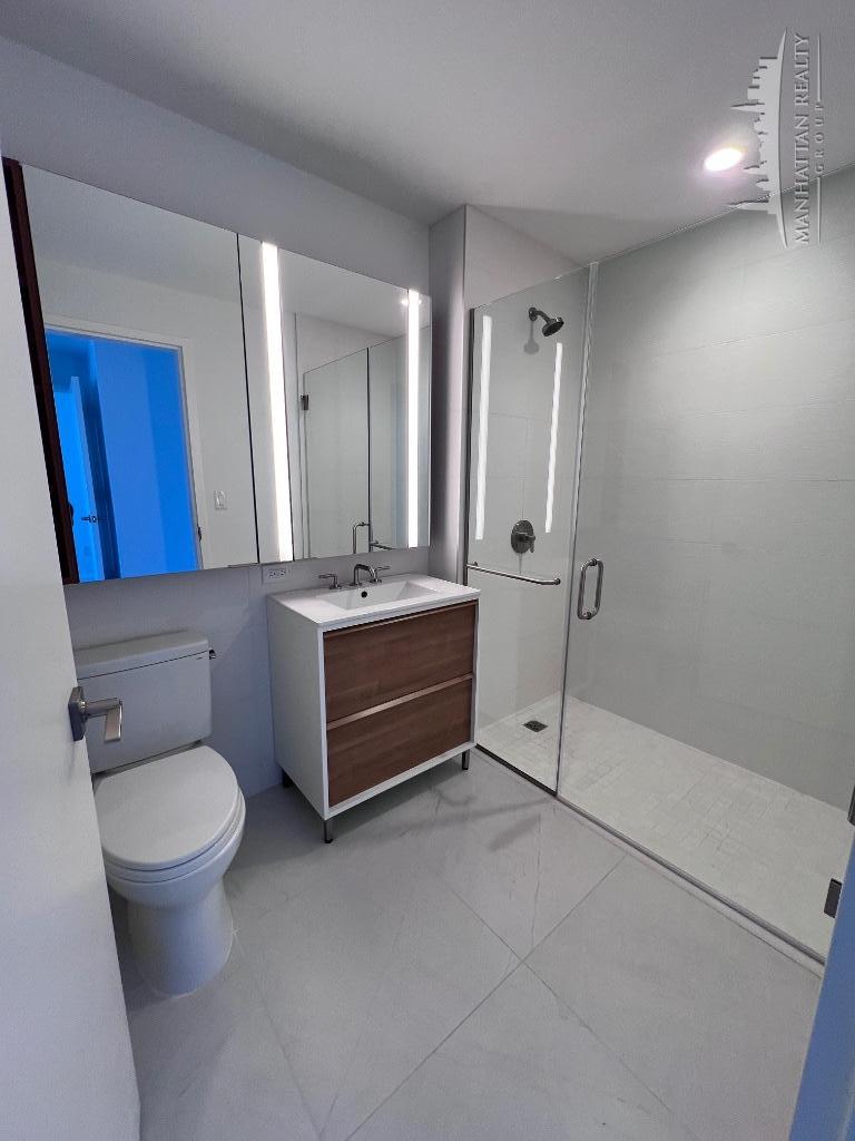 77 Commercial Street Greenpoint Brooklyn NY 11222