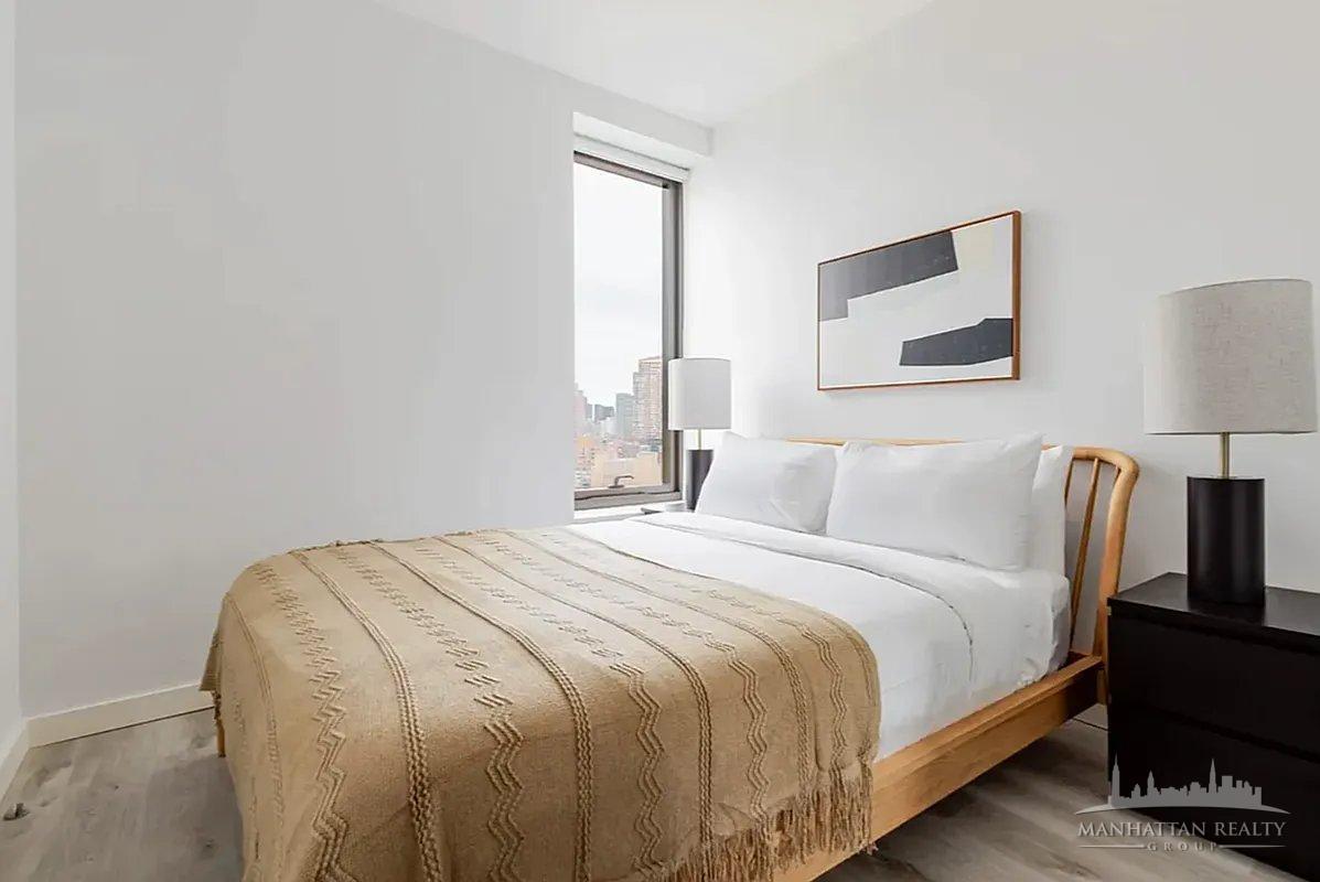 77 Commercial Street 4001 Greenpoint Brooklyn NY 11222