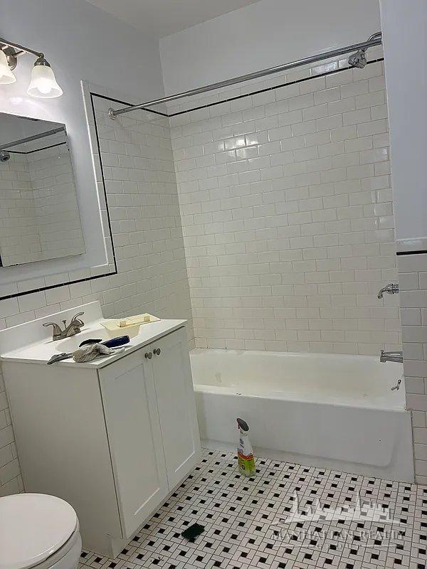 60 West 56th Street 3A Midtown West New York NY 10019