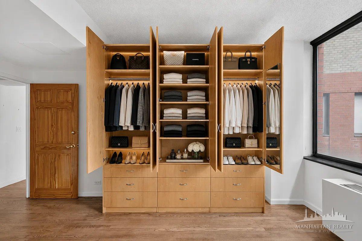 380 Rector Place 8J Battery Park City New York NY 10280