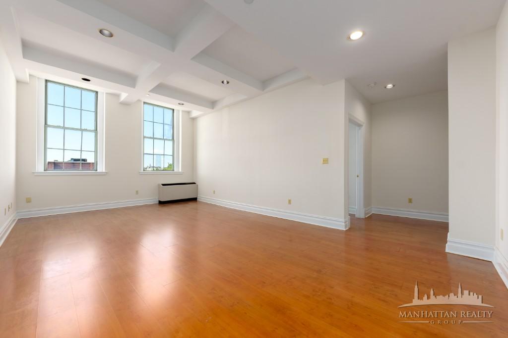 45-02 Ditmars Blvd. 409 Steinway-Ditmars Queens NY 11105