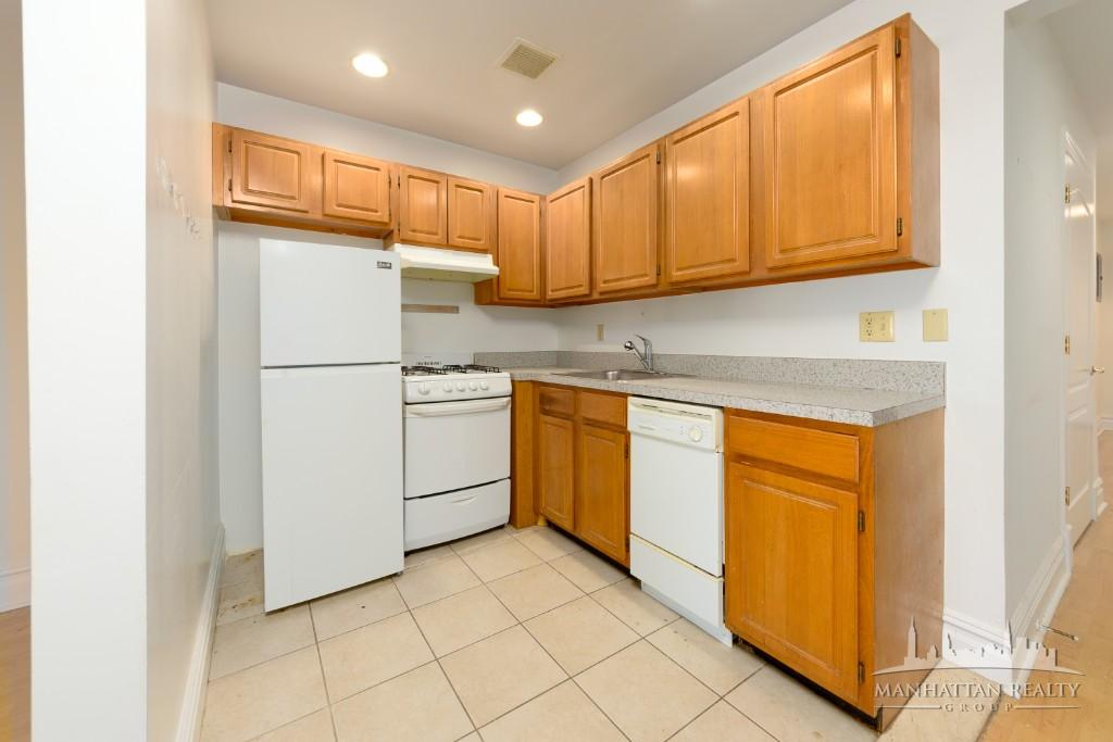 19-19 24th Avenue L413 Astoria Queens NY 11102