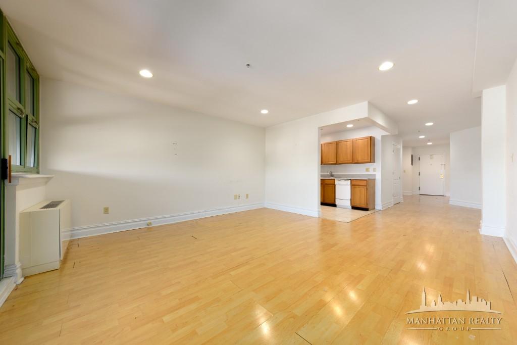 19-19 24th Avenue L413 Astoria Queens NY 11102