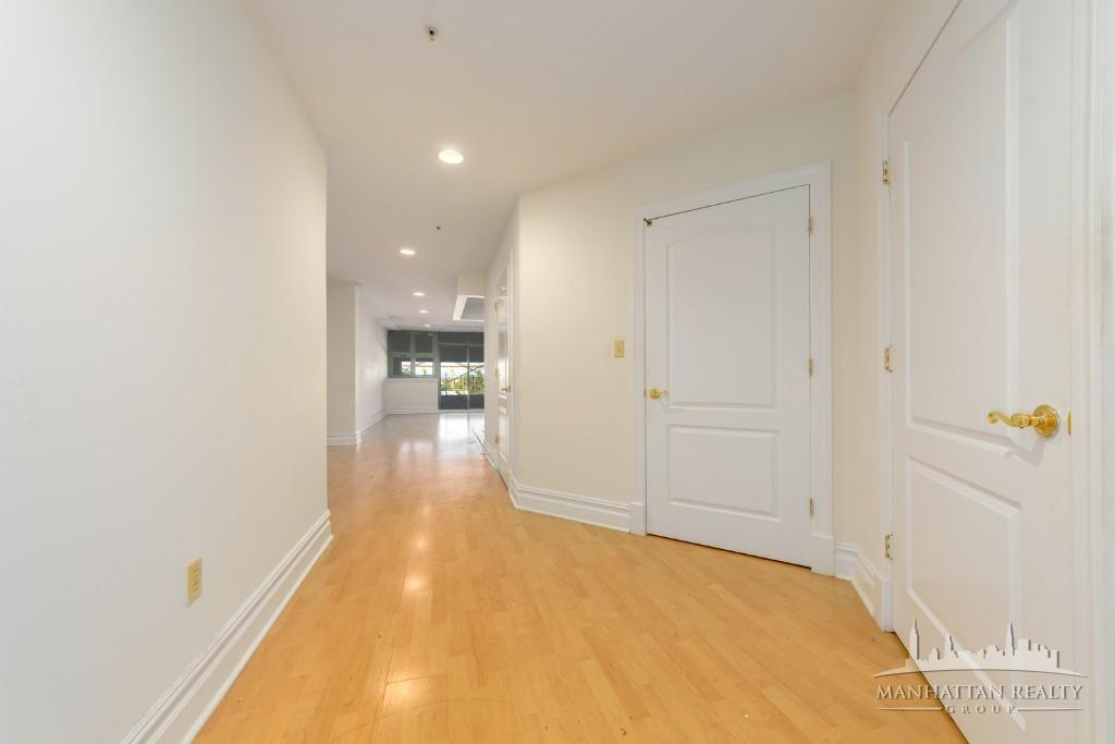 19-19 24th Avenue L413 Astoria Queens NY 11102