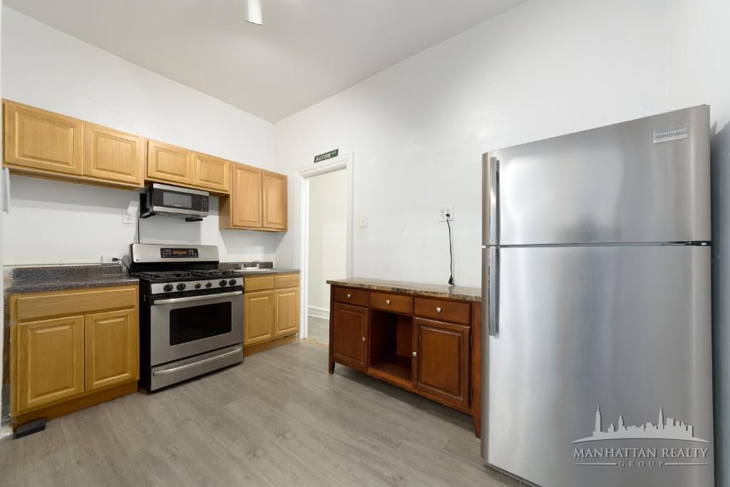 69 Tiemann Place 2 Morningside Heights New York NY 10027