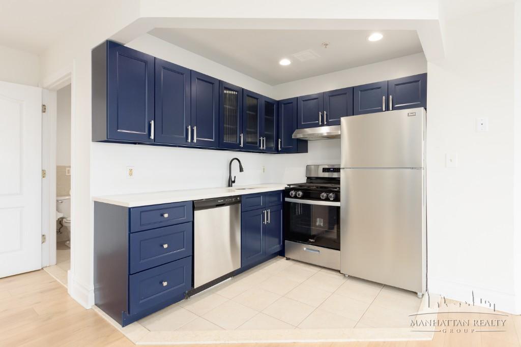 19-19 24th Avenue R204 Astoria Queens NY 11102
