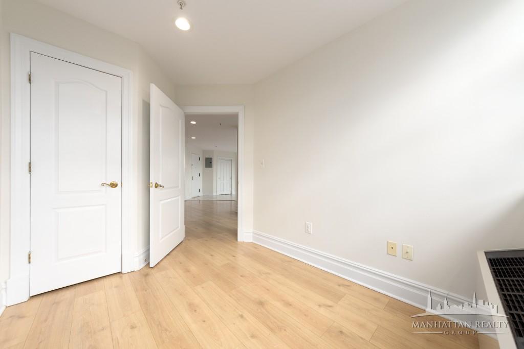 19-19 24th Avenue R204 Astoria Queens NY 11102