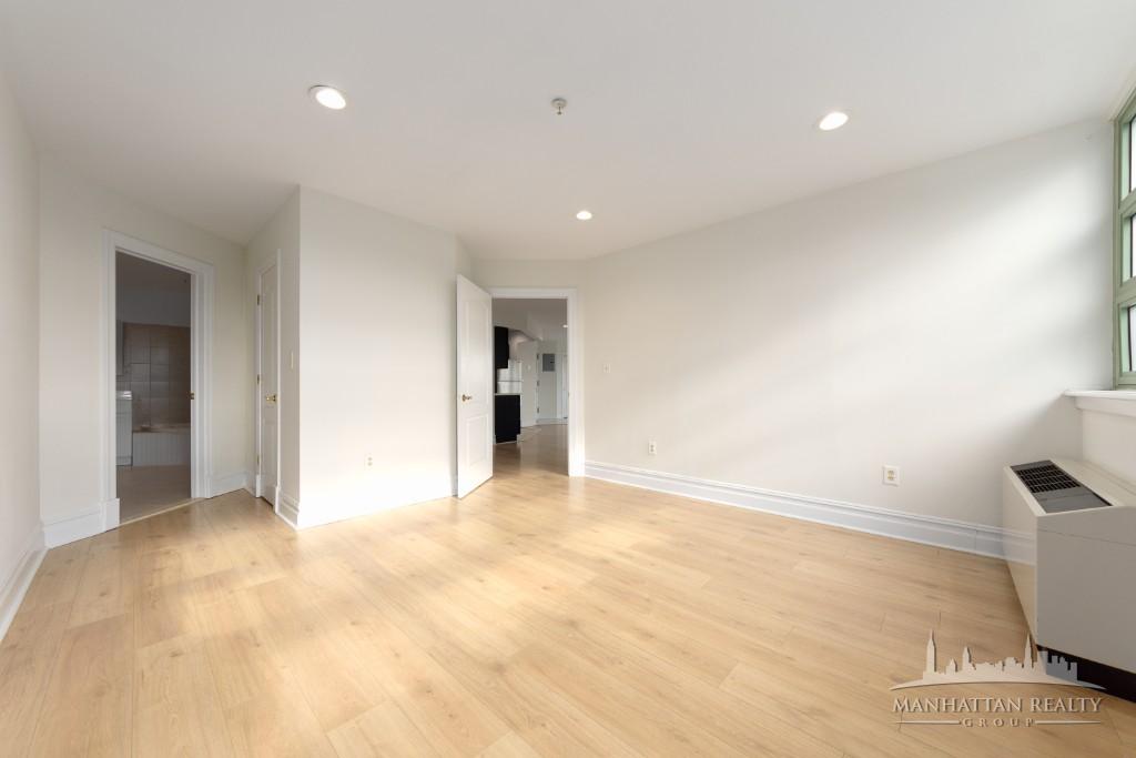 19-19 24th Avenue R204 Astoria Queens NY 11102