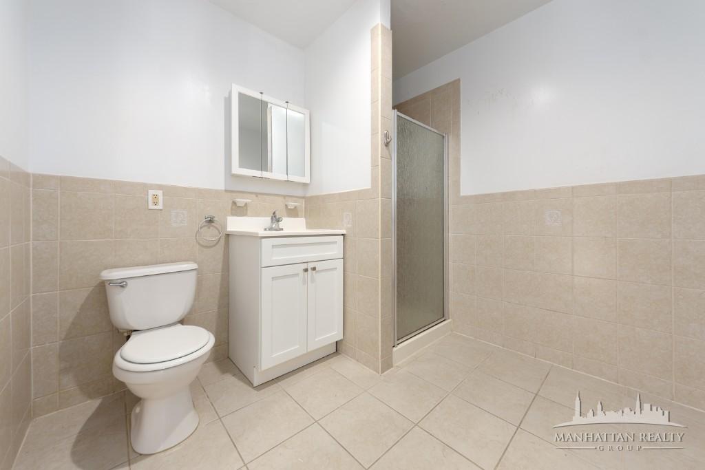 19-19 24th Avenue R204 Astoria Queens NY 11102
