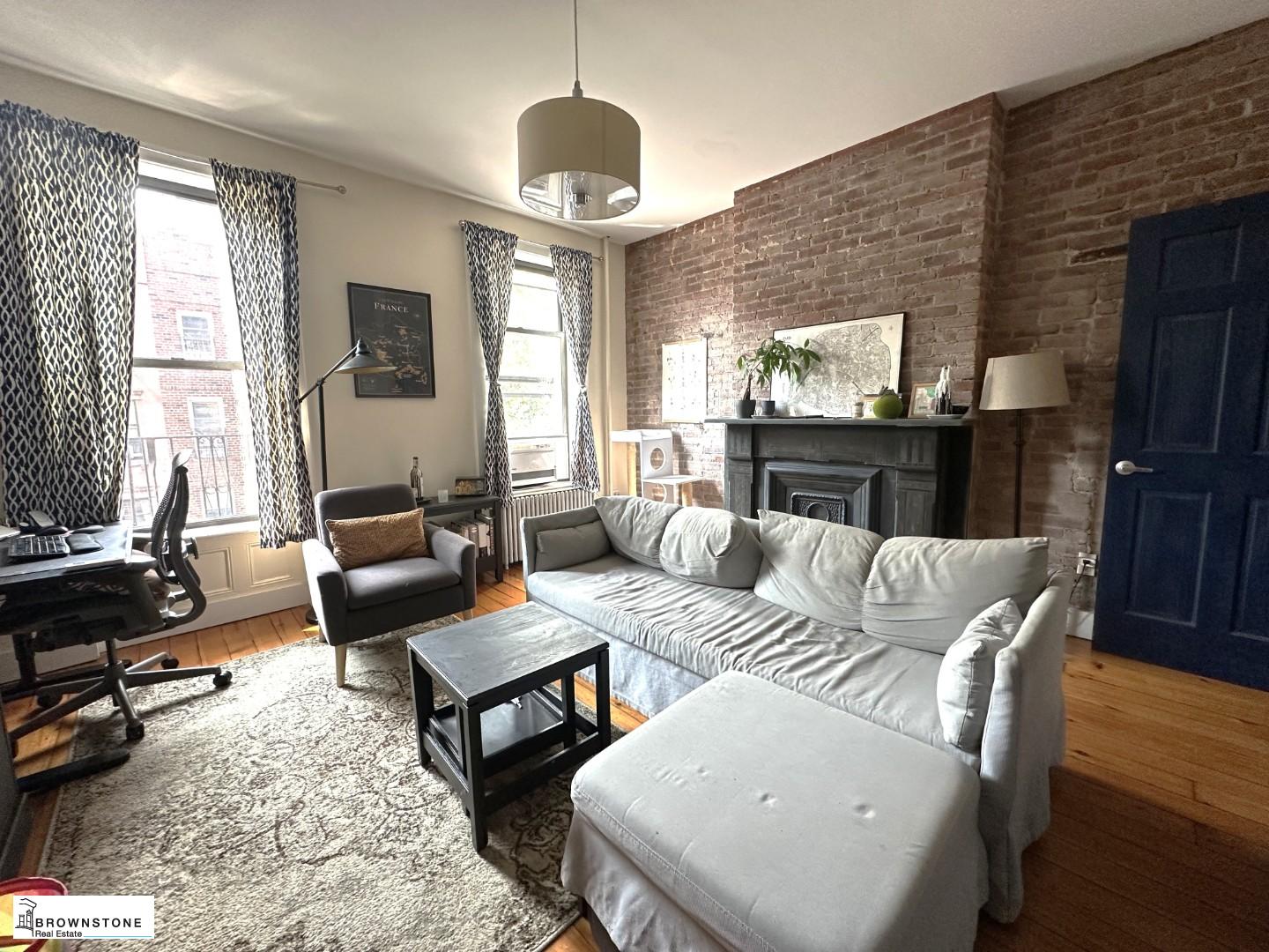 509 HENRY ST., #3L
