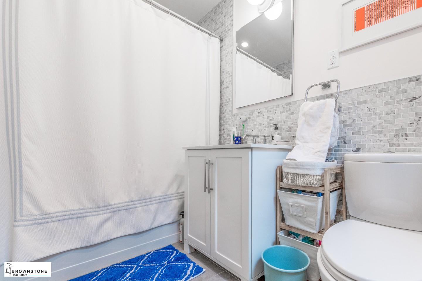 203 Luquer Street 4B Carroll Gardens Brooklyn NY 11231