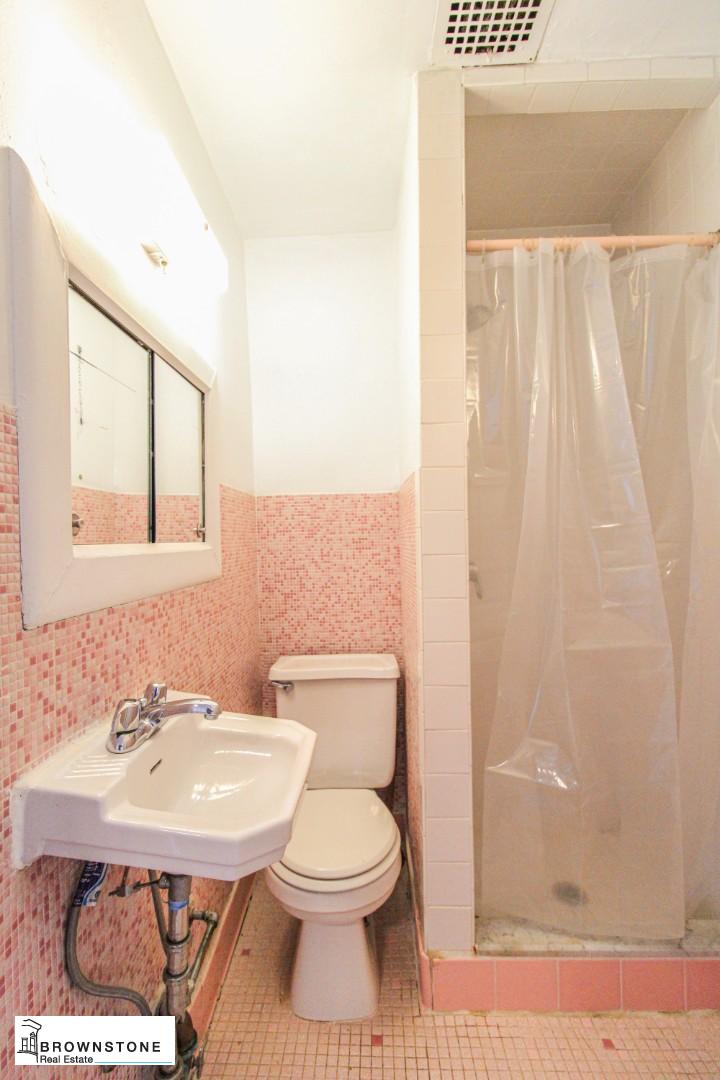 25 2nd Place Carroll Gardens Brooklyn NY 11231