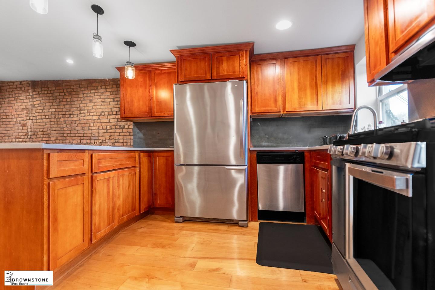 332 Union Street 3 Carroll Gardens Brooklyn NY 11231