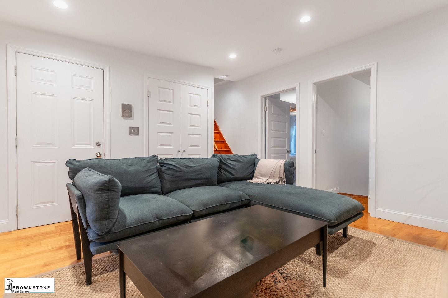 332 Union Street 3 Carroll Gardens Brooklyn NY 11231