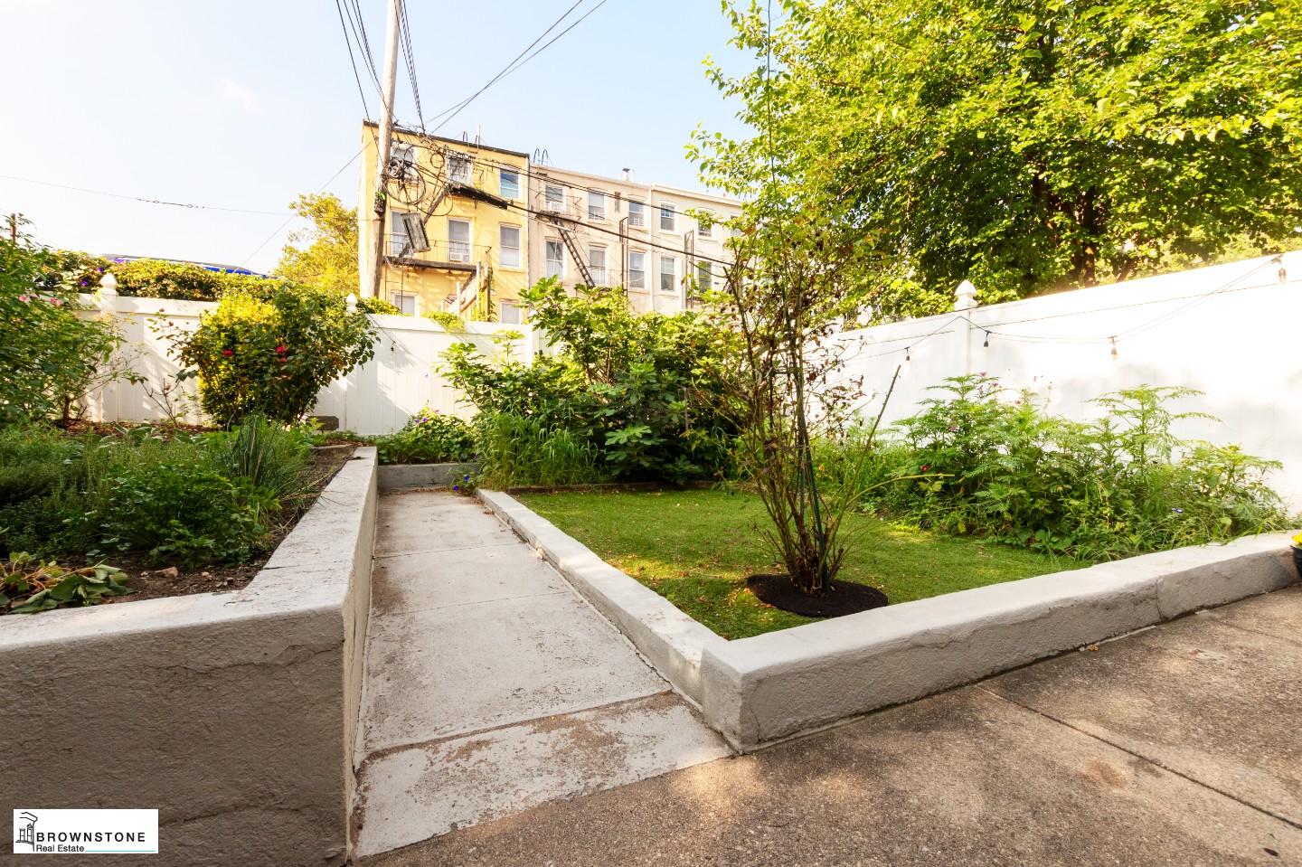 124 President Street Carroll Gardens Brooklyn NY 11231