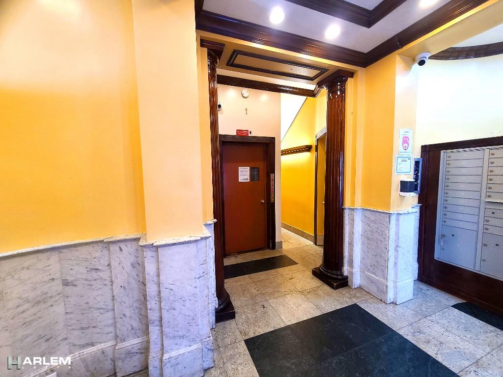 342 West 56th Street 1E Clinton New York NY 10019