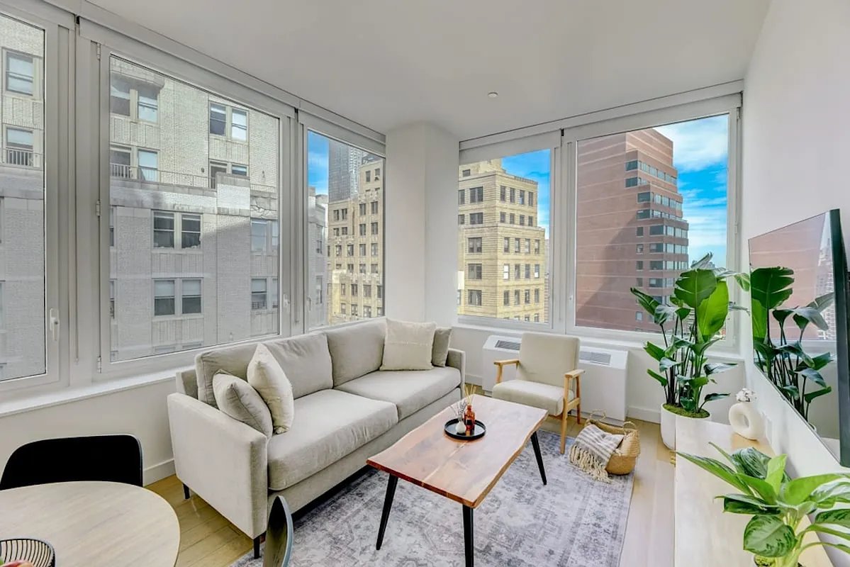 130 Water Street, New York, NY - 4,100 USD/ month
