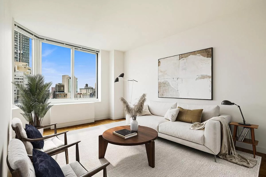 2 Maiden Ln, New York, NY - 4,150 USD/ month