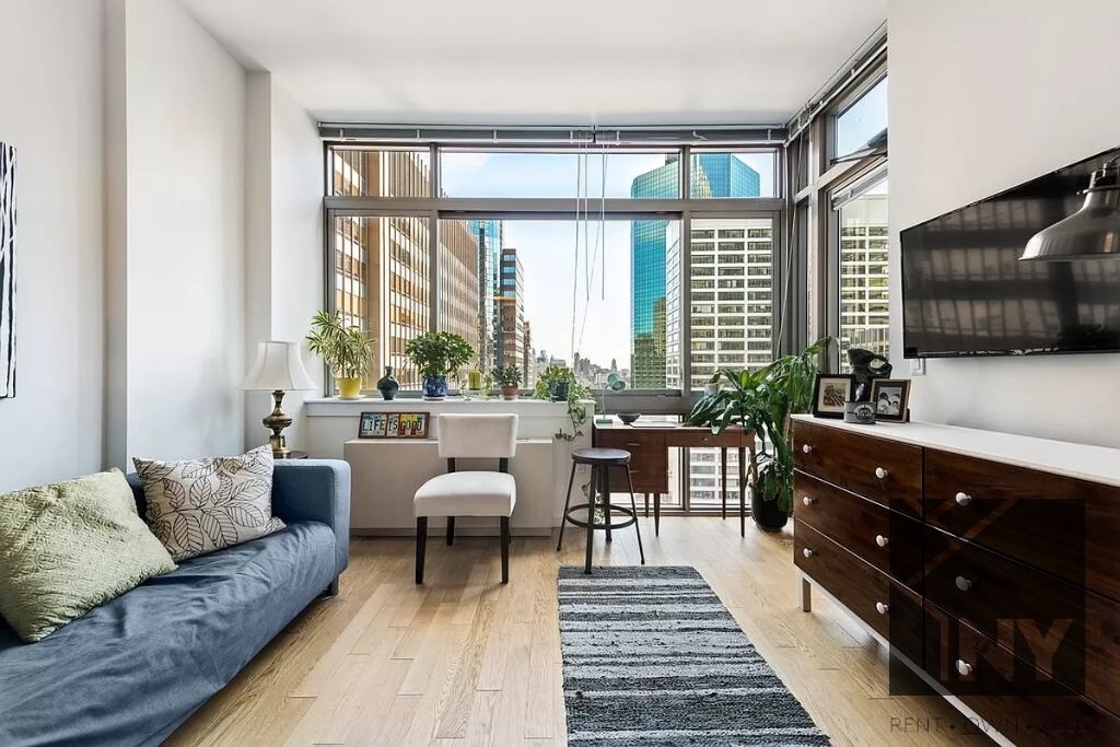 2 Maiden Ln, New York, NY - 3,175 USD/ month