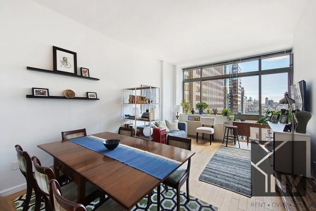 2 Maiden Ln, New York, NY - 3,525 USD/ month