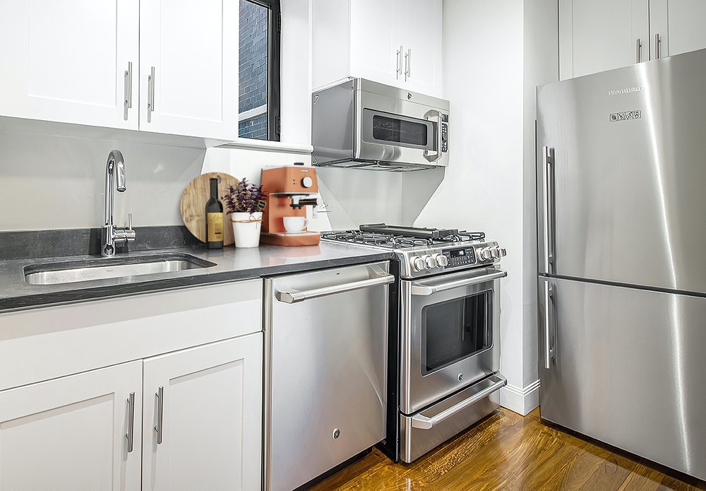 290 Third Avenue 17A Gramercy Park New York NY 10010