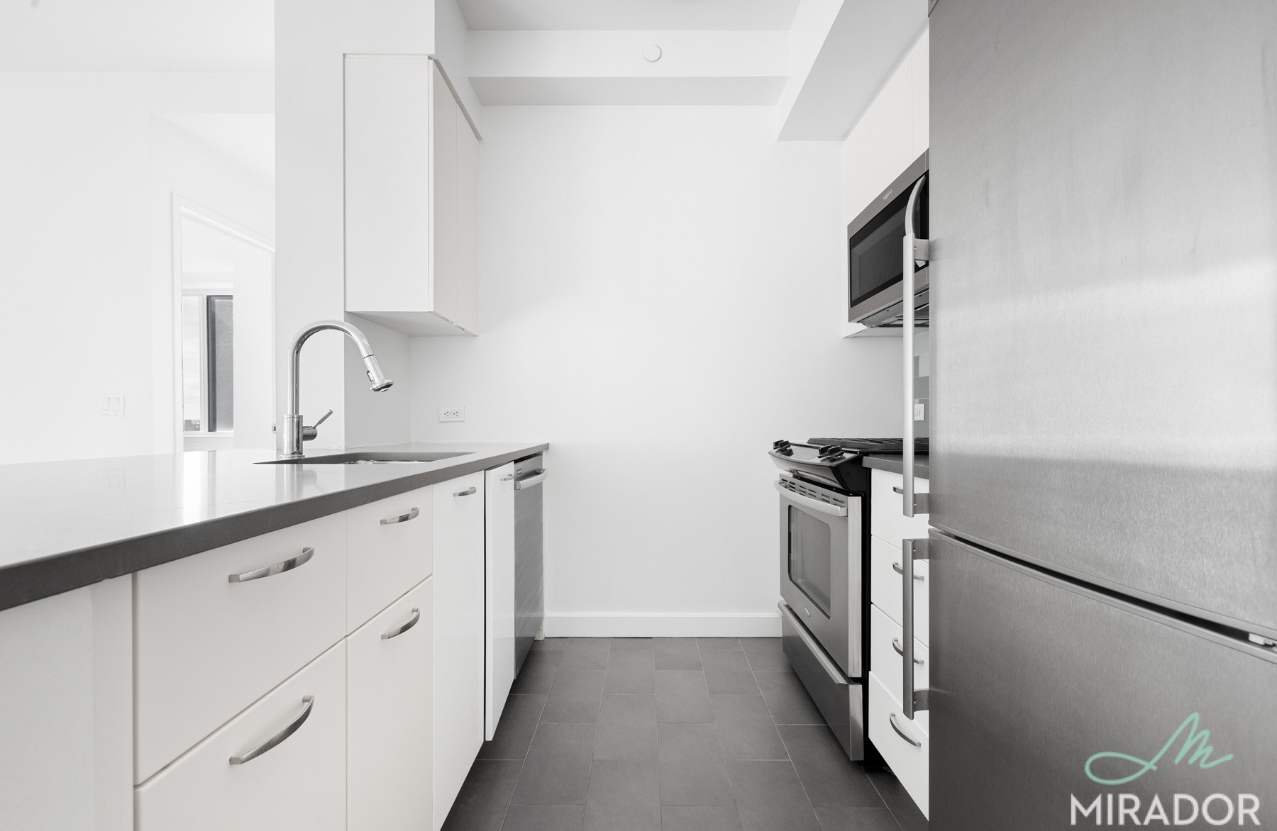 80 De Kalb Avenue 19N Fort Greene Brooklyn NY 11201