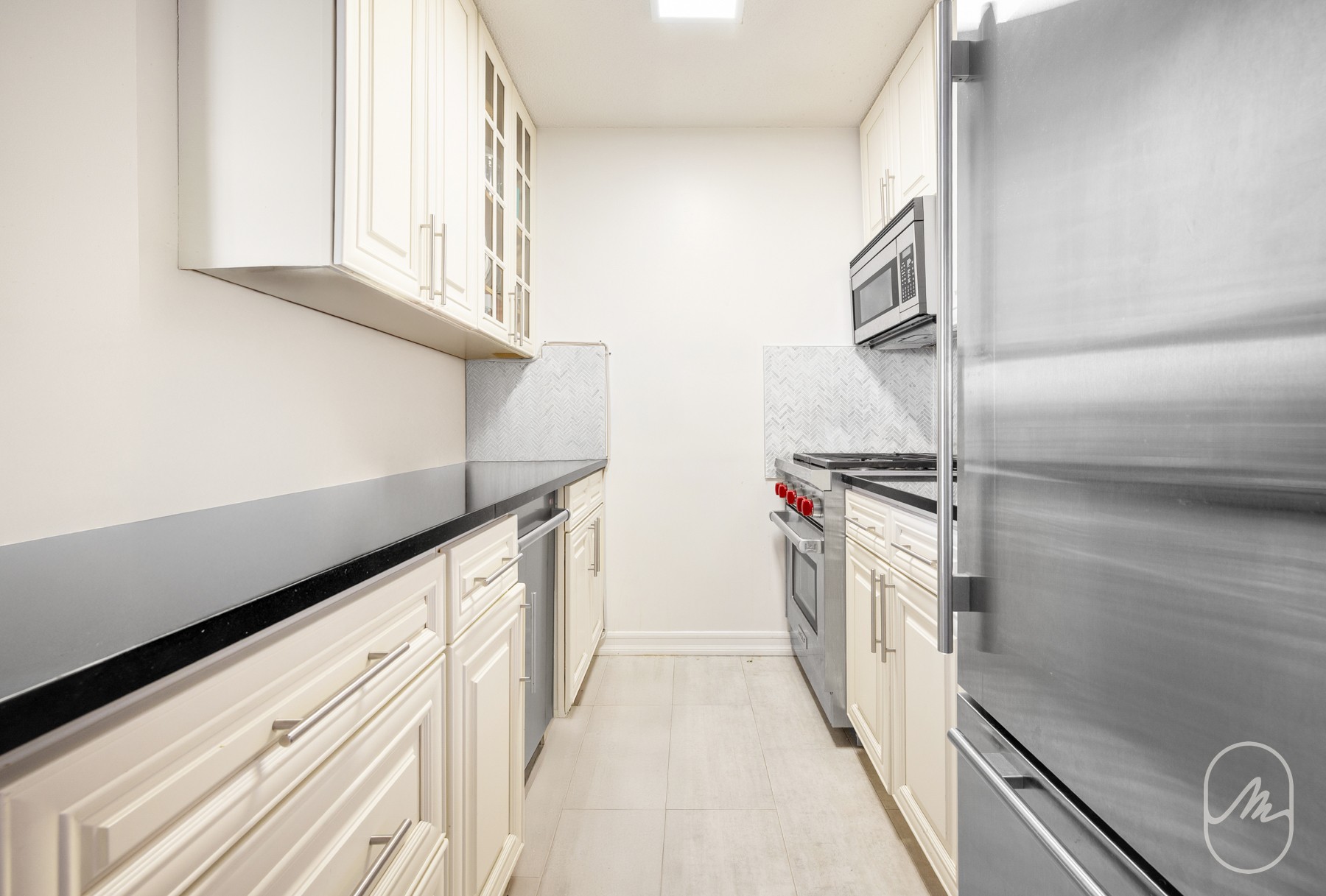 330 East 38th Street 23Q Murray Hill New York NY 10016