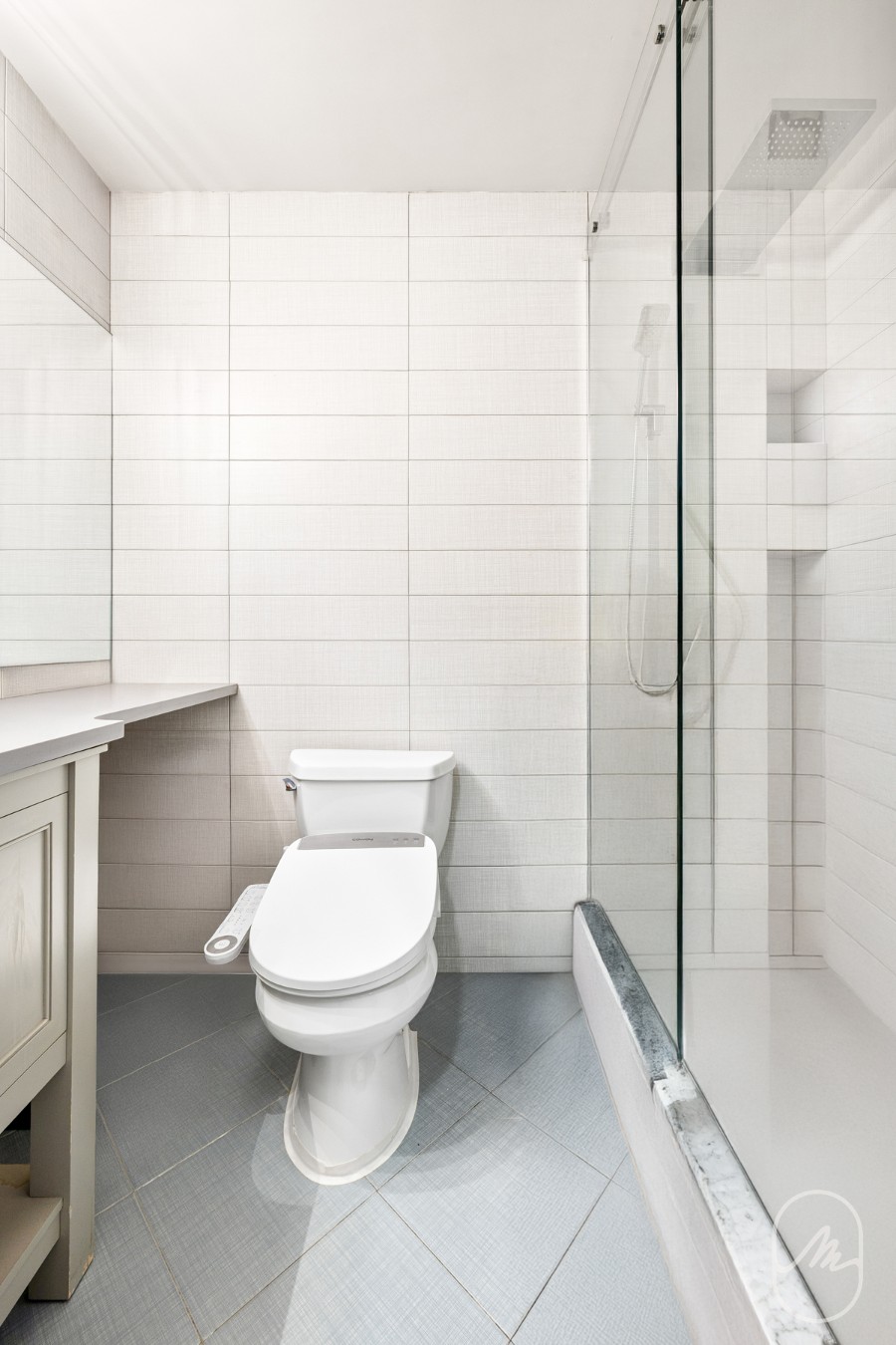 330 East 38th Street 23Q Murray Hill New York NY 10016