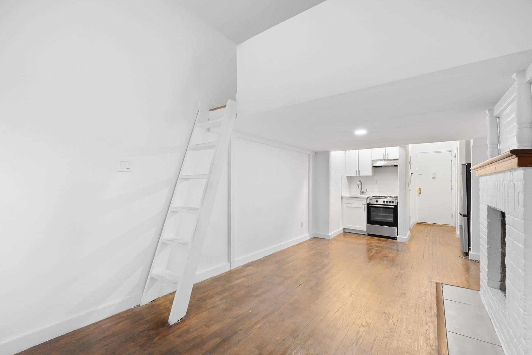 307 West 29th Street 2b Chelsea New York NY 10001