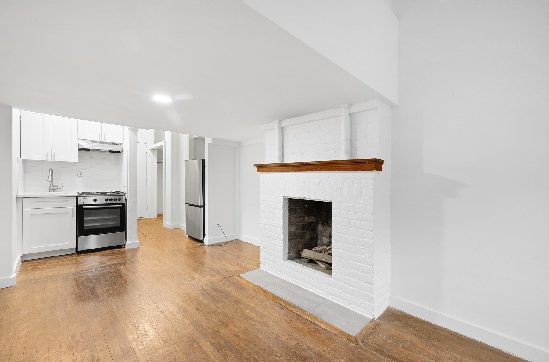307 West 29th Street 2b Chelsea New York NY 10001