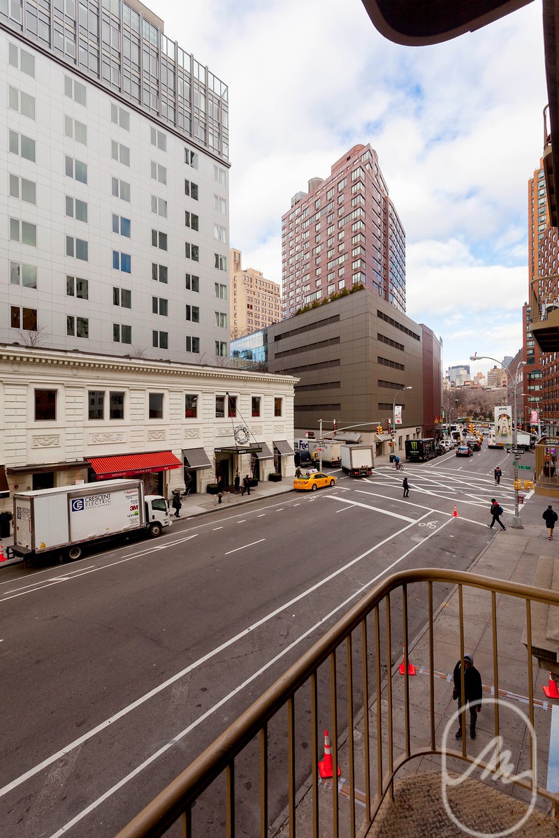 127 Fourth Avenue 2E Greenwich Village New York NY 10003