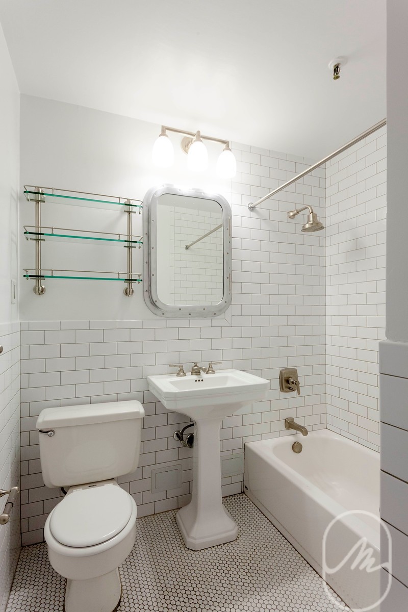 127 Fourth Avenue 2E Greenwich Village New York NY 10003