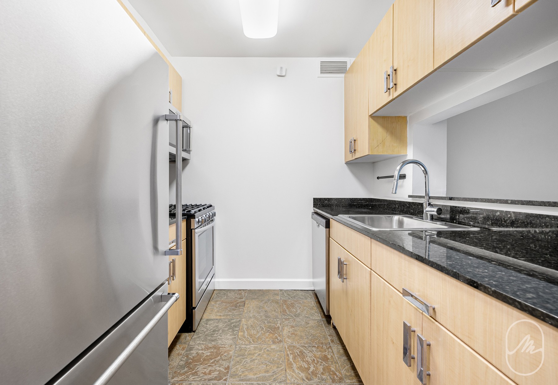 561 Tenth Avenue 4L Clinton New York NY 10036