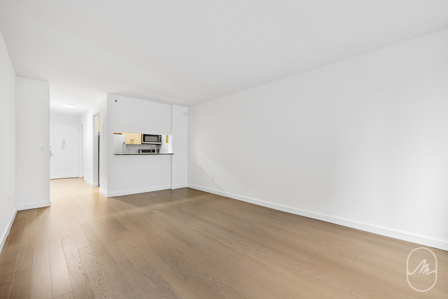 561 Tenth Avenue 4L Clinton New York NY 10036