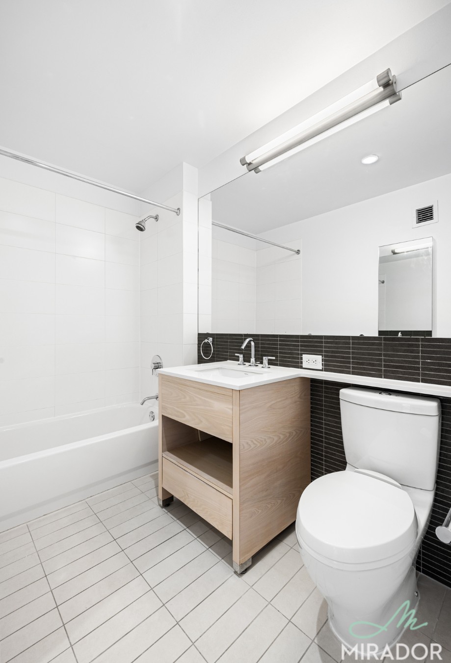 80 De Kalb Avenue 15N Fort Greene Brooklyn NY 11201