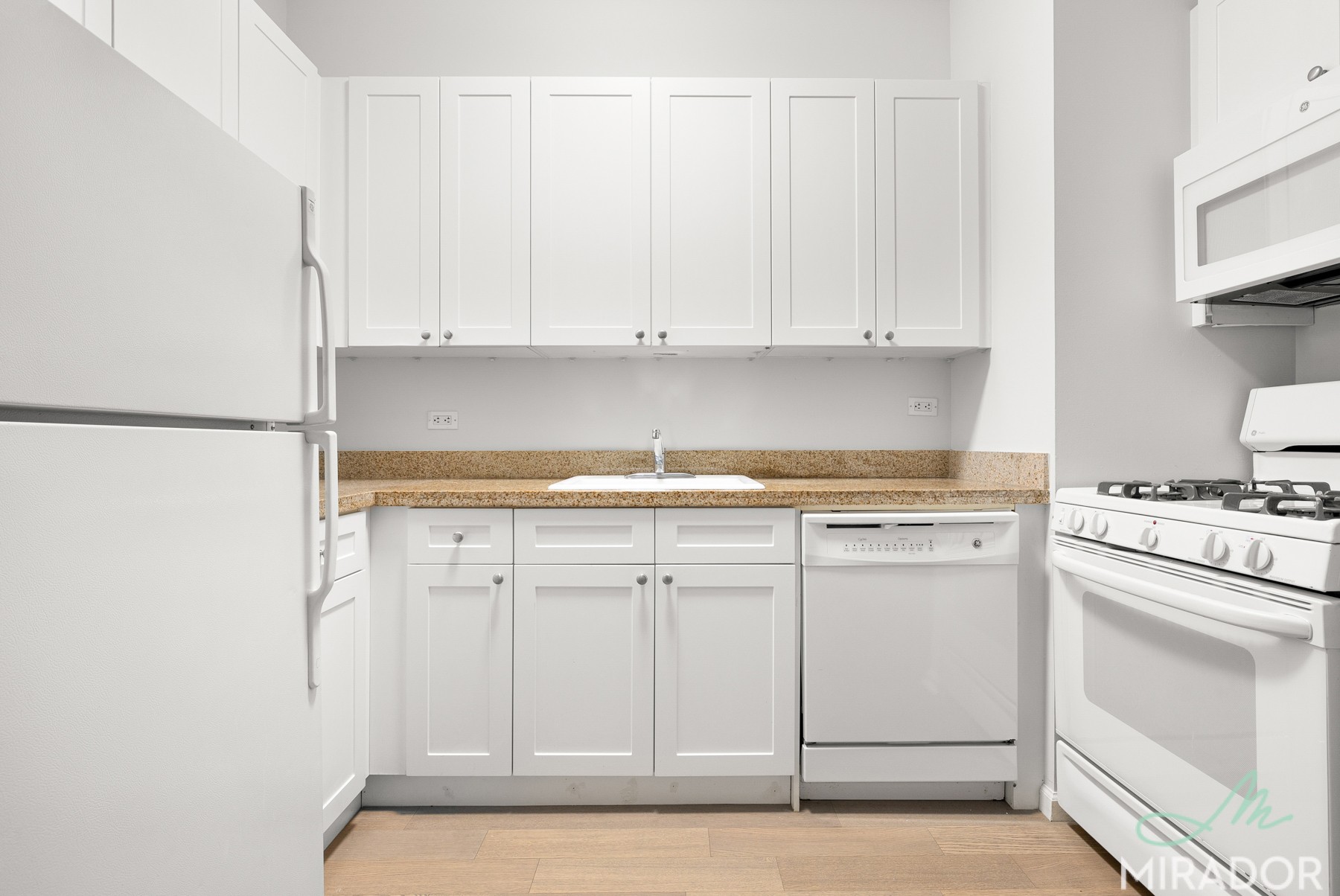 15 Park Row 22H Seaport District New York NY 10038