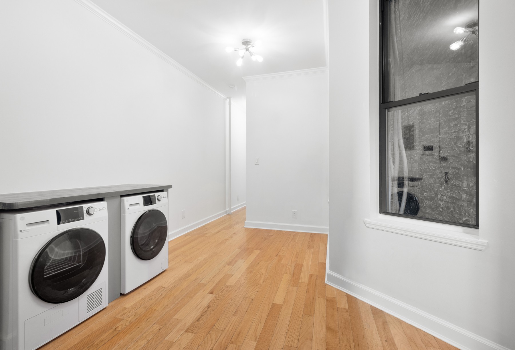 58 Saint Marks Place 8 E. Greenwich Village New York NY 10003