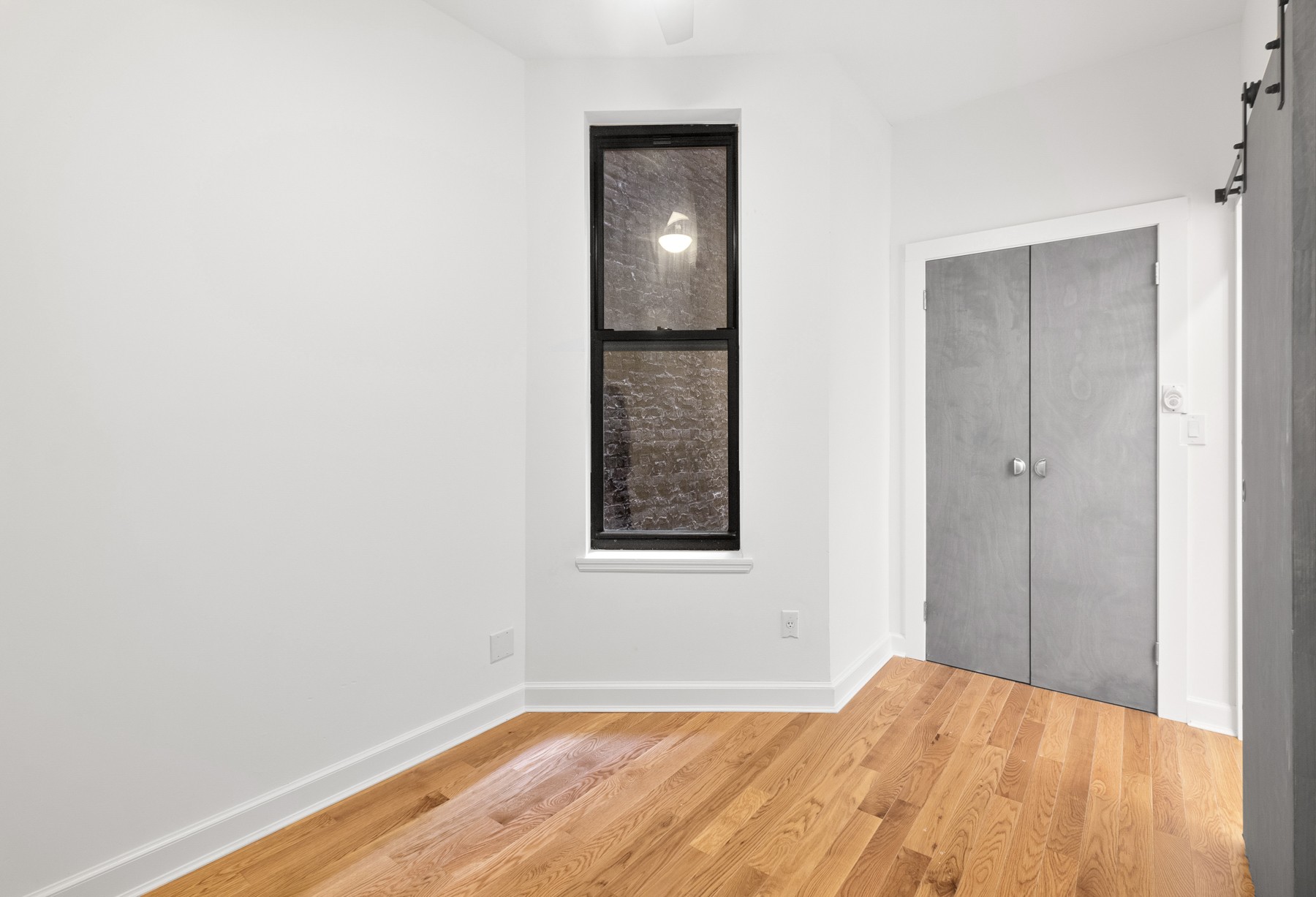 58 Saint Marks Place 8 E. Greenwich Village New York NY 10003