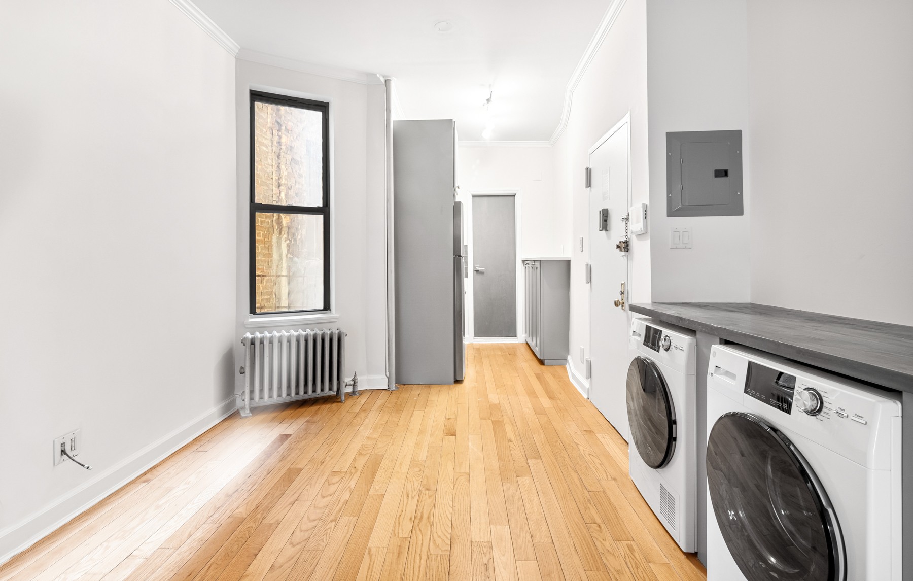 58 Saint Marks Place 8 E. Greenwich Village New York NY 10003