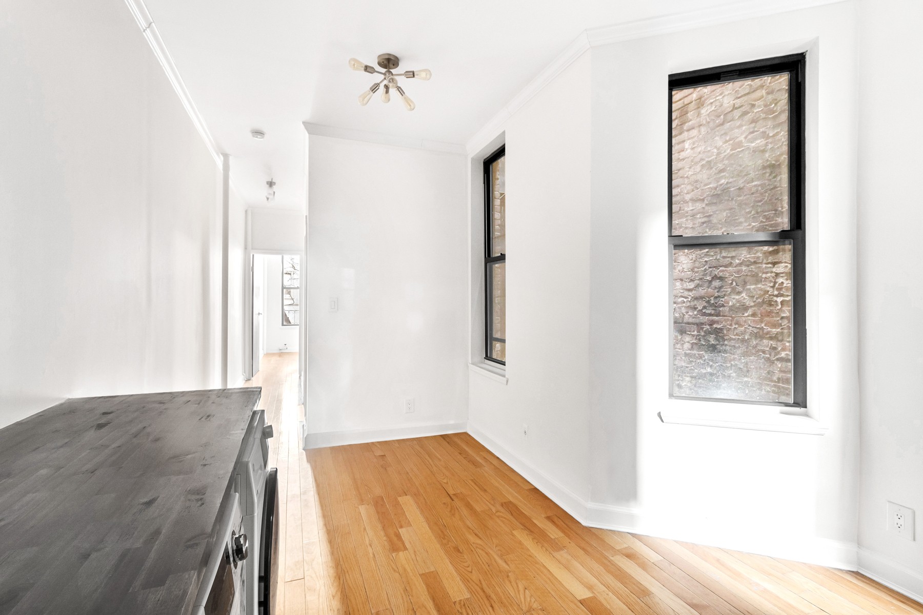 58 Saint Marks Place 8 E. Greenwich Village New York NY 10003