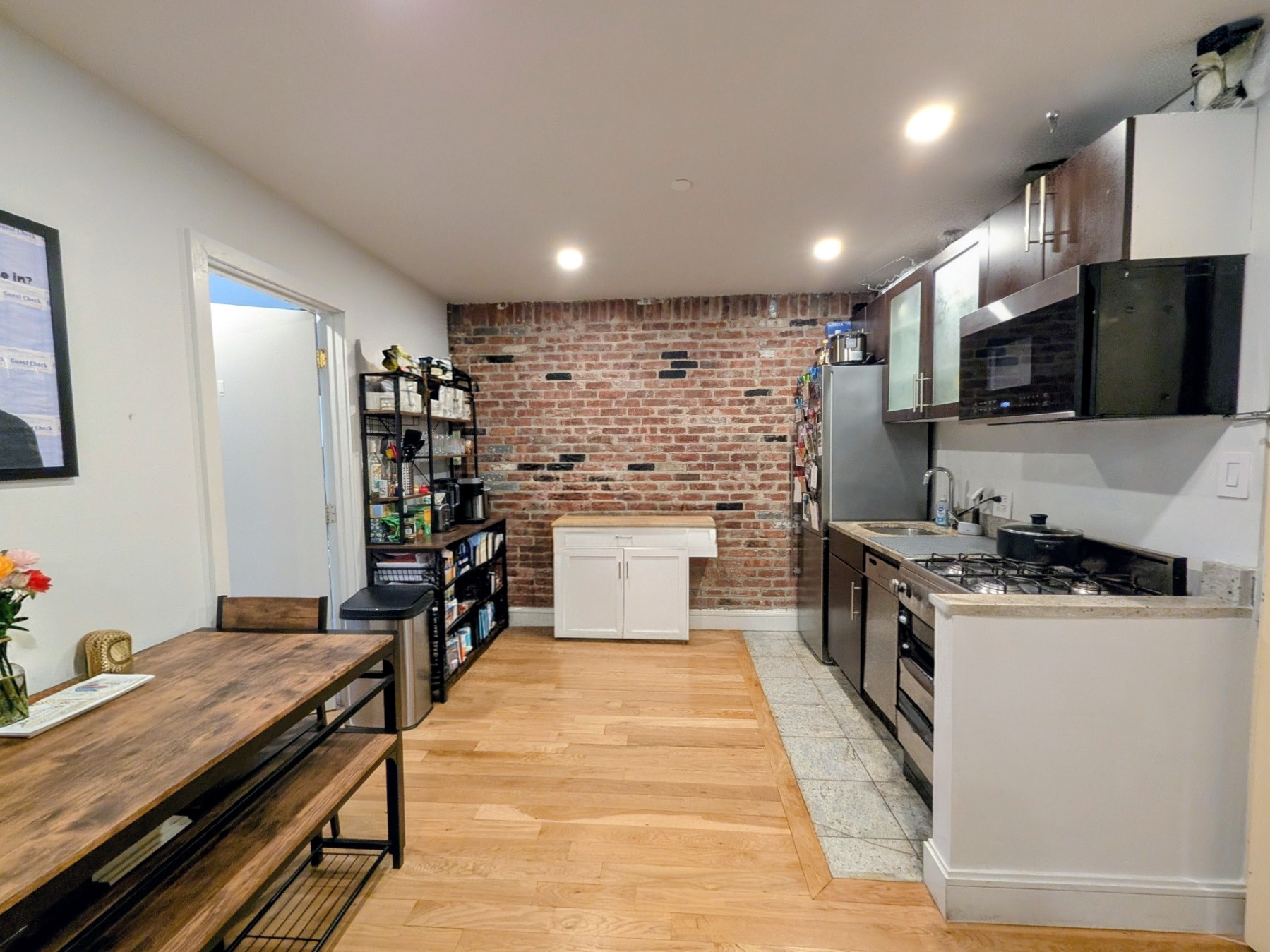 636 East 11th Street 4e E. Greenwich Village New York NY 10009
